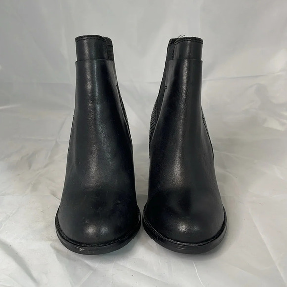 ALDO Western Snake Pattern Ankle Boots Black Genuine Leather Pull-On Size 6 - Picture 2 of 11